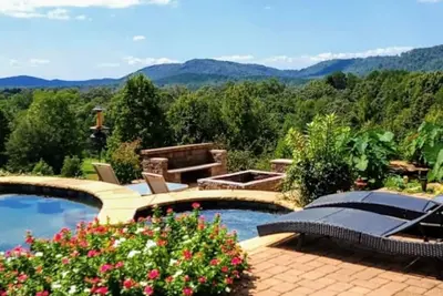 Image de Cherrywood Ranch: Elegant Wedding Venue • Mountain Views & Resort-Style Pool