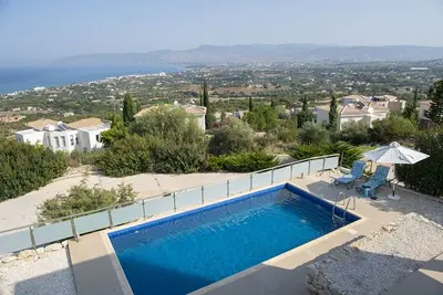 Image de Your Dream Holiday Villa with Private Pool in Neo Chorio most Exclusive Neighbourhood