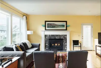 Image de Luxurious home with great views in historic Queen Anne near Space needle