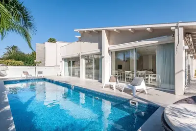 Image de Villa-Villa-Douche-Terrasse