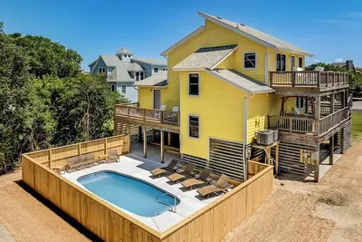 The Spice Rack | *New* Private Pool, Pet-Friendly, Hot Tub, Community Indoor Pool/Tennis