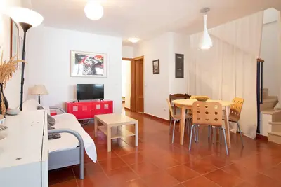 Image de Global Properties: Apartment with pool in Corinto beach