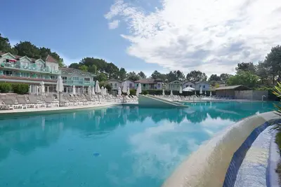 Image de Bel appartement pour 4 personnes avec Wifi, piscine, Tv, patio et animaux admis