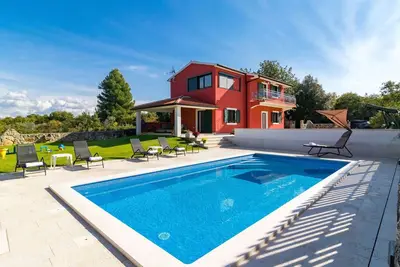 Image de Maison de vacances privée avec Wifi, piscine privée, climatisation, Tv, terrasse, vue panoramique