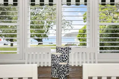 Image de Mosman - Balo1 - The Esplanade - Stylish 2br Beachfront Apartment Steps from Balmoral Sand