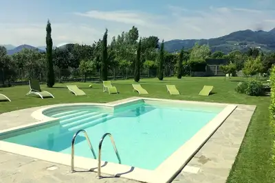 Image de Vacation Home à Capannori avec 3 chambres à coucher, 8 couchages