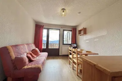 Image de Studio cosy à 50m des pistes, balcon, parking, casier à skis, proche village et école de ski