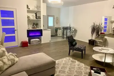 Image de The Zen Den: Garage Lux Studio Aptmnt: No Smoking