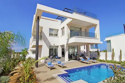 Nova - A Luxury 3 Beds Villa with private pool