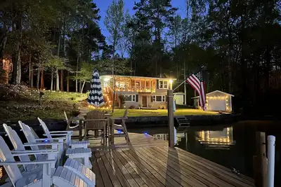Image de Peaceful vacation very close to The Landing! !