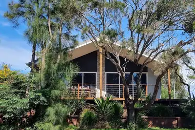Image de Ritchy at Manyana is a newly built, stylish open plan modern beach house