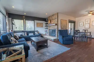 Image de Edgewater #20 - 2 Bd/2 Bth