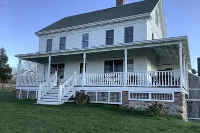 Red Gate Farm: Lovingly Maintained Block Island Farmhouse
