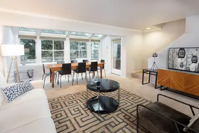 Image de Fabulous Remodel Complete June 2022- 4 Bedroom Aspen Townhouse In Downtown