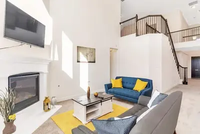 Image de Luxe Private Getaway in the Heart of Las Colinas!