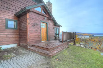 Image de Lodges 13 - Modern condo with great views of Rangeley Lake