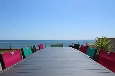 Image de Villa les pieds dans l'eau, vue panoramique, bord de mer et sur la plage
