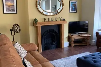 Image de Howick House - Gorgeous Cosy Filey Cottage style central location - Sleeps 9