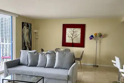 Miami Downtown City view 3br Air Hockey &Ping Pong