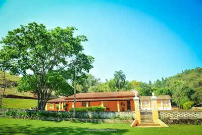 Image de Antiga Fazenda de Café, Casa de 1917, Piscina de Agua Mineral