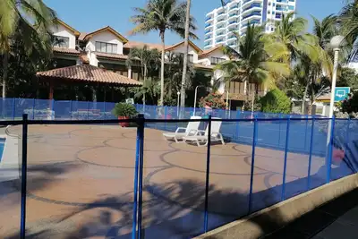 Image de Comfortable closed unit house, swimming pool, 100 meters from the Sea, Bello Horizonte beach