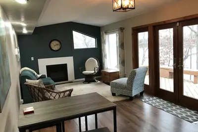 Image de Cozy lake home on the beautiful chain of Lakes in Alexandria!