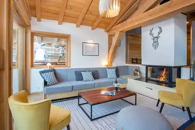 Image de Grand chalet haut de gamme plein centre de Morzine