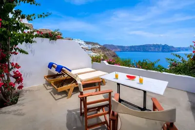 Image de Villa de luxe a Santorin | Villa romantique | 1 chambre | Magnifiques vues sur la mer | Oia