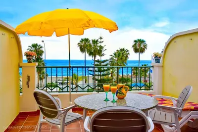 Image de Apartment 2e front row, Air Condition, Wlan, Balcony sea view, Playa Burriana