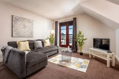 Image de Elliot Suite No9 - Donnini Apartments