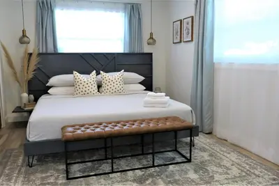 Image de Beautifully renovated house close to beaches