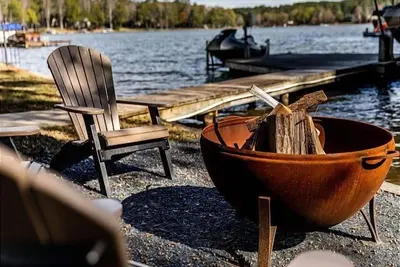 Image de Cozy Cottage at Lake Oconee • Walk-Out Patio • Scenic Porch • Sleeps 8