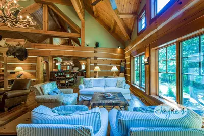 Image de Stunning 6 Bdrm Kawagama Lake Compound! Ultimate privacy! Sunsets!