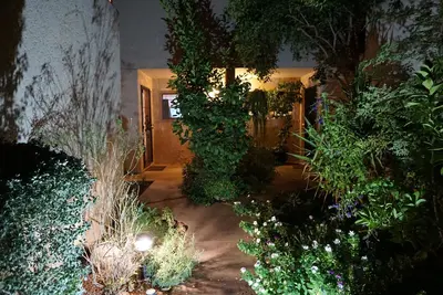 Image de “New” Cozy Central Townhouse 2bed/2bath with garage