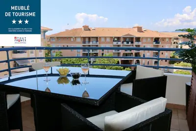 Image de Port-Fréjus, Le Paladien, appartement 2 pièces climatisé, terrasse & parking