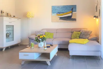 Image de Modern, spacious, comfort apartment on the ground floor for four people and a baby.