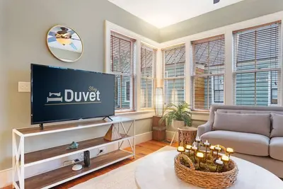 Image de Allora: Expansive Serenity, Stroll to Savory