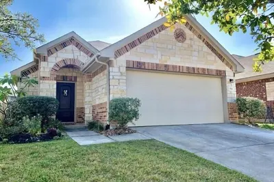 Image de New modern, beautiful 3br, 2ba home near Iah airport, Woodlands &Downtown Houston