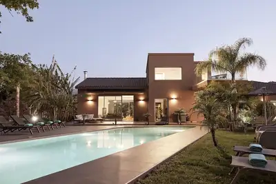 Image de Villa Fuerte with a heated pool + Free car hire