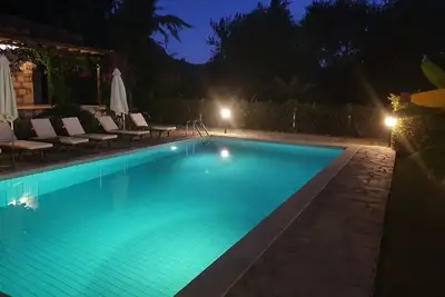 Villa D'Louca Fabulous Beautiful Rural Location 50m Private Pool Mountain Views.