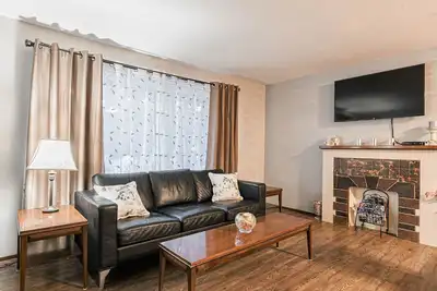 Image de Entire house, 6 Br/3ba, All Queen Beds, Central location