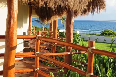 Image de Isla Mujeres Mayakita Villa Ayre, Beach View w/Rooftop Jacuzzi