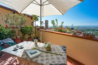 Image de Your scenic home in a magical Tuscan village