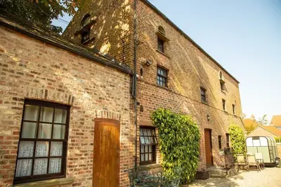 Image de 1, The Carriage House. Village Location. York 5m.