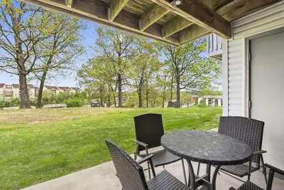 Image de Scenic Pointe Royale Getaway | Pools, Patio & Trails | Ticket & Golf Deals!