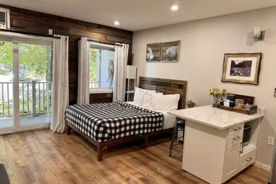 Image de Adventures! Stylish Loon Mountain Studio apt w/Pool & Hot Tub