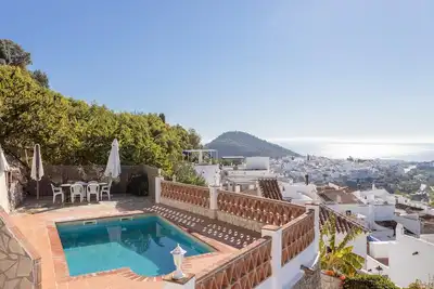 Image de Maison de vacances \"Casa Rural Villena\" avec vue sur la mer, Wi-Fi, piscine et terrasse
