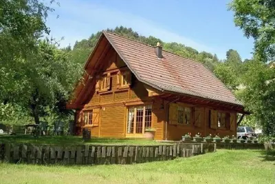 Image de Homerez - Chalet chaleureux à Lalaye, cheminée