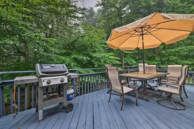 Image de Lake Access & Fire Pit: Spacious Tobyhanna Home!