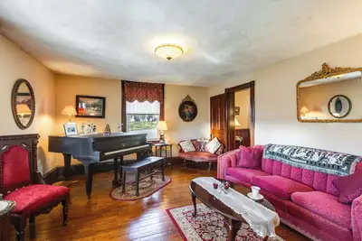 Image de 11 Mi to Jack Frost Resort: Winter Family Getaway!